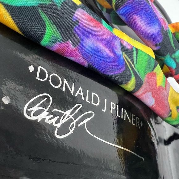 Donald J. Pliner Dasan Stretch Wedge Colorful Floral Tulip Print Sandals Size 9 - Picture 8 of 10